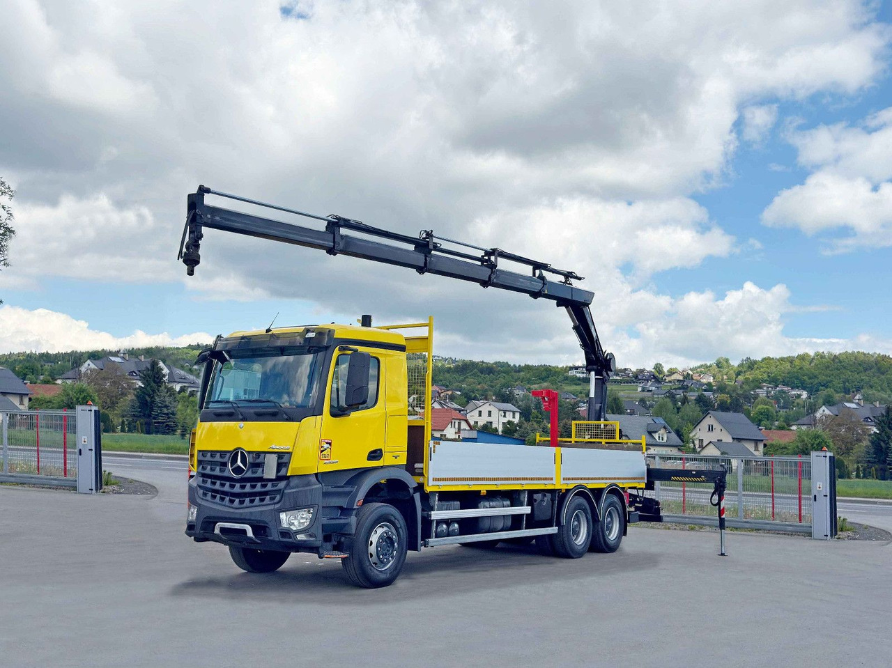 Mercedes-Benz AROCS 2636 *HIAB 166 D-4 HIDUO + FUNK* 6x4 - Crane truck: picture 2 Mercedes-Benz AROCS 2636 *HIAB 166 D-4 HIDUO + FUNK* 6x4 - Crane truck: picture 2
