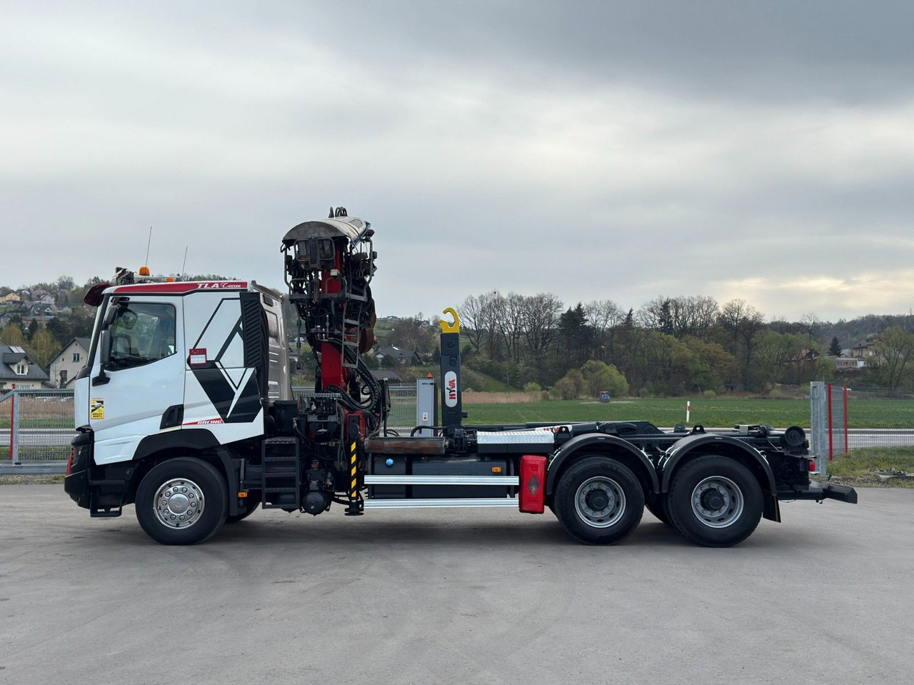 Hook lift truck, Crane truck Renault C520 * ABROLLKIPPER 4,80 m * KESLA * 6x4!: picture 7 Hook lift truck, Crane truck Renault C520 * ABROLLKIPPER 4,80 m * KESLA * 6x4!: picture 7