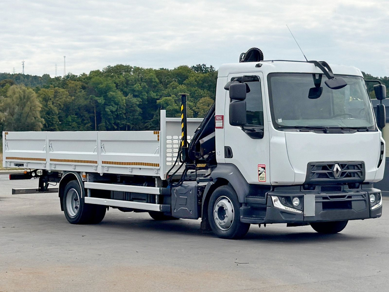 Renault D12.210 * HIAB 066 CL * TOPZUSTAND - Crane truck: picture 3 Renault D12.210 * HIAB 066 CL * TOPZUSTAND - Crane truck: picture 3