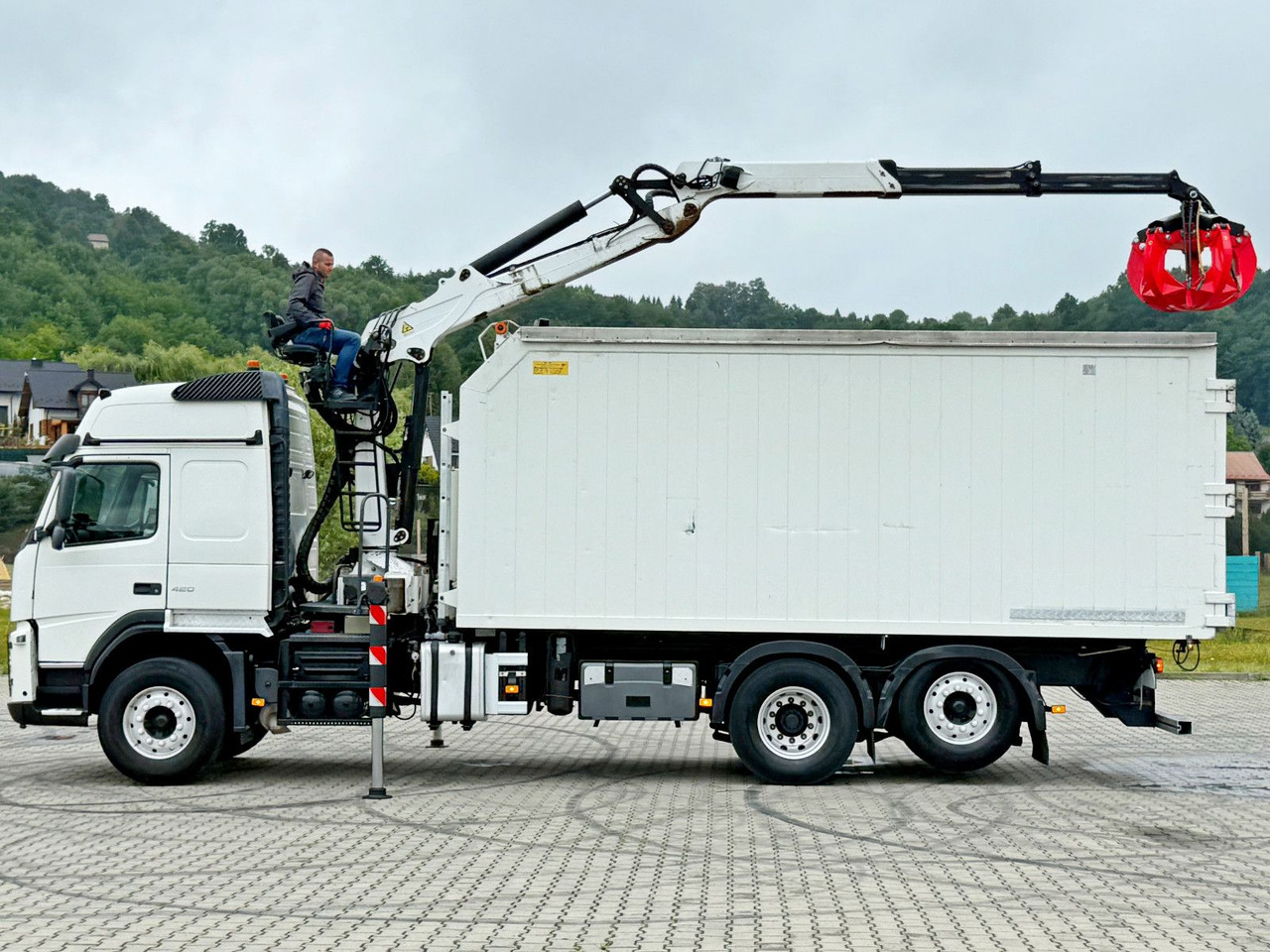 Volvo FM 420 Kipper 6,20 m * EPSILON Q150L75 *TOP - Hook lift truck, Crane truck: picture 5 Volvo FM 420 Kipper 6,20 m * EPSILON Q150L75 *TOP - Hook lift truck, Crane truck: picture 5