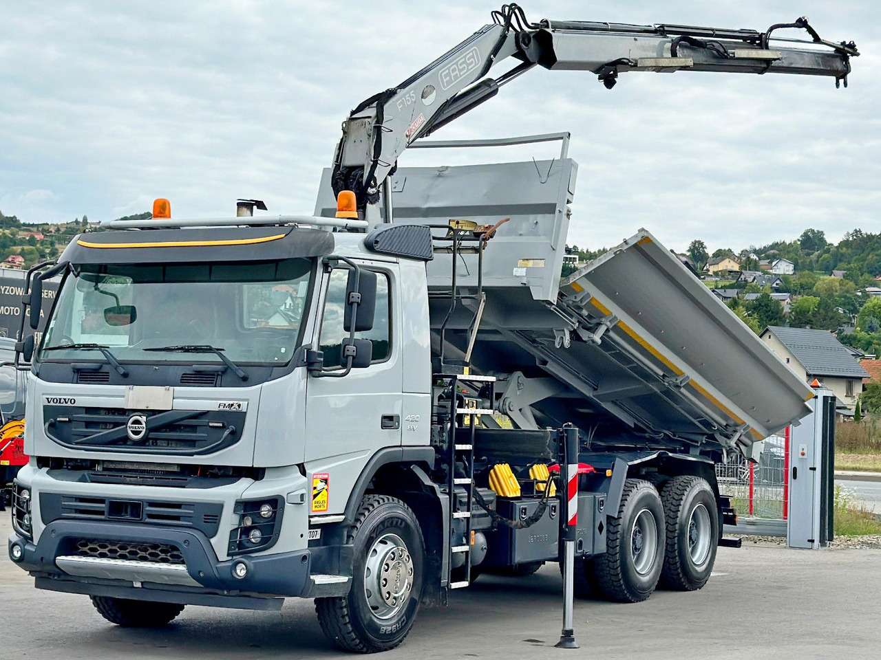 Volvo FMX 420 Kipper 5,10m *FASSI F155A.0.22+FUNK/6x4 - Tipper: picture 3 Volvo FMX 420 Kipper 5,10m *FASSI F155A.0.22+FUNK/6x4 - Tipper: picture 3