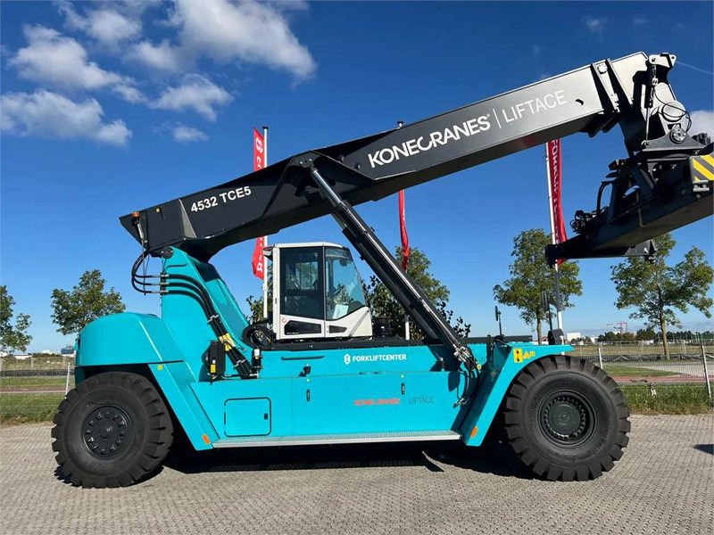 KONECRANES LIFTACE 4532 TCE5 - Reach stacker: picture 1 KONECRANES LIFTACE 4532 TCE5 - Reach stacker: picture 1