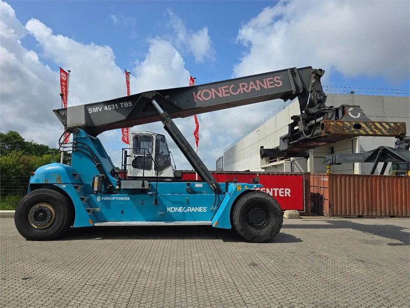 KONECRANES SMV 4531 TB5 - Reach stacker: picture 1 KONECRANES SMV 4531 TB5 - Reach stacker: picture 1