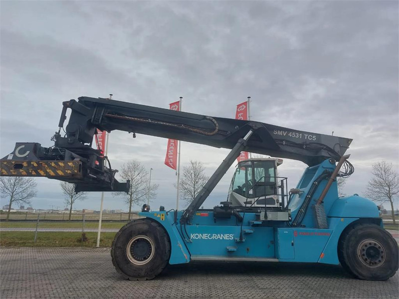 KONECRANES SMV 4531 TC5 - Reach stacker: picture 3 KONECRANES SMV 4531 TC5 - Reach stacker: picture 3