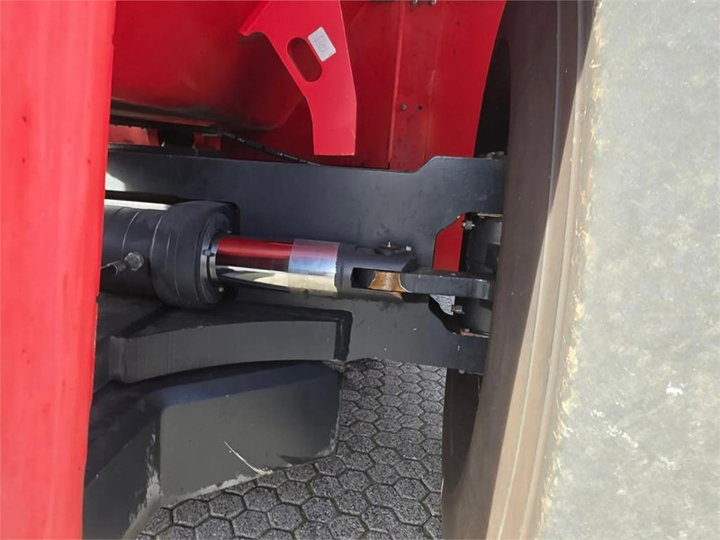 Reach stacker Kalmar DRG450-60S5: picture 15 Reach stacker Kalmar DRG450-60S5: picture 15