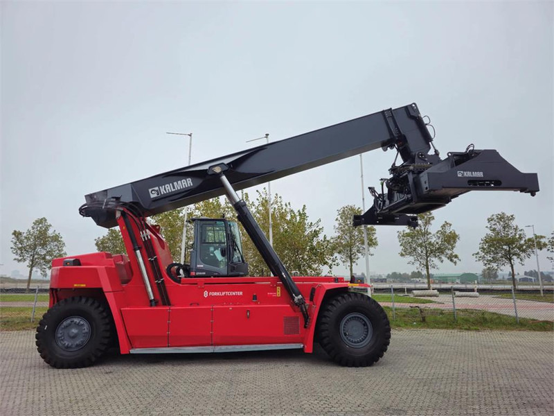 Kalmar DRG450-60S5M - Reach stacker: picture 1 Kalmar DRG450-60S5M - Reach stacker: picture 1