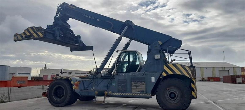 Terex TFC 45L - Reach stacker: picture 1 Terex TFC 45L - Reach stacker: picture 1