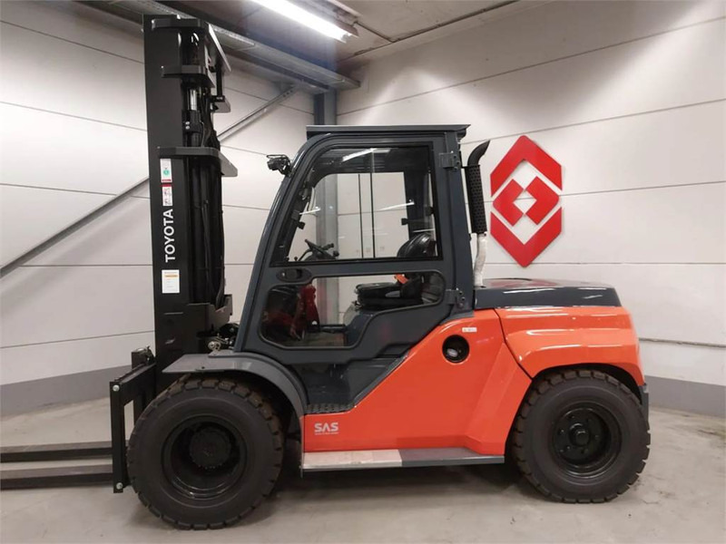 Toyota 8FD70F - Diesel forklift: picture 2 Toyota 8FD70F - Diesel forklift: picture 2