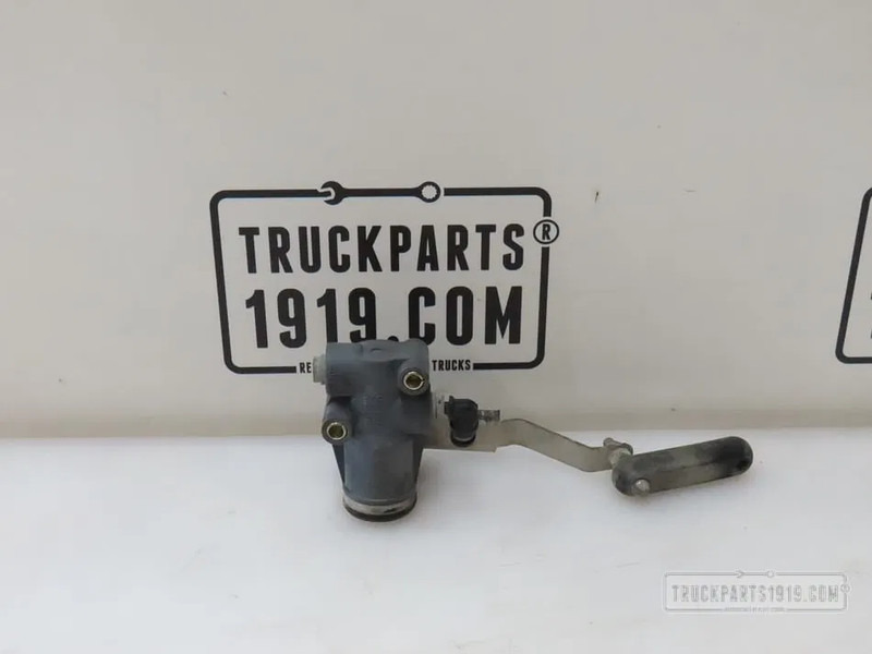 DAF 1931032 Hoogteregelaar - Cab suspension for Truck: picture 1 DAF 1931032 Hoogteregelaar - Cab suspension for Truck: picture 1