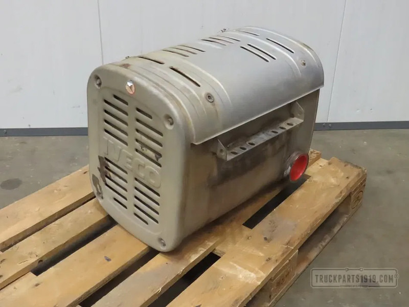 Iveco Exhaust System Katalysator Iveco - Catalytic converter for Truck: picture 1 Iveco Exhaust System Katalysator Iveco - Catalytic converter for Truck: picture 1