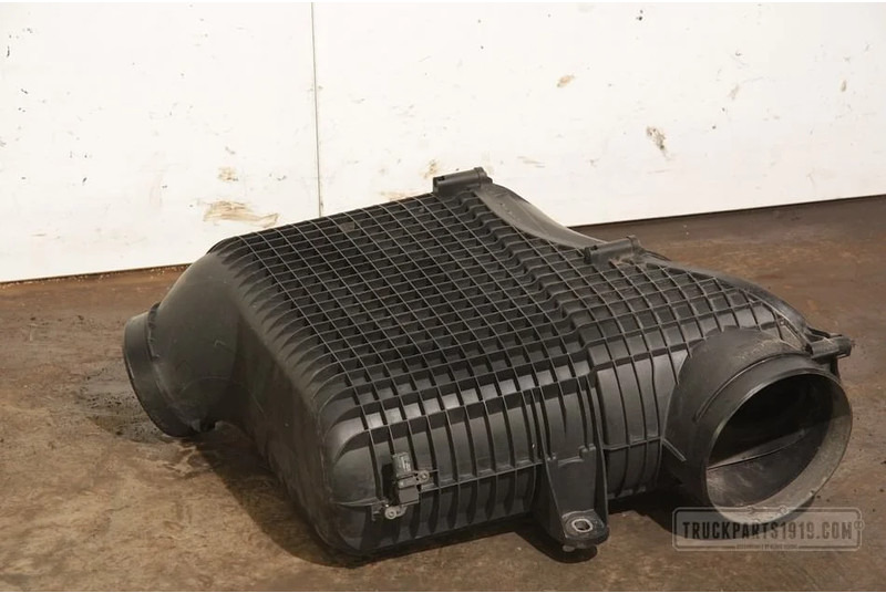 Mercedes-Benz Body & Chassis Parts Luchtfilterhuis MB MP4 - Air intake system for Truck: picture 1 Mercedes-Benz Body & Chassis Parts Luchtfilterhuis MB MP4 - Air intake system for Truck: picture 1