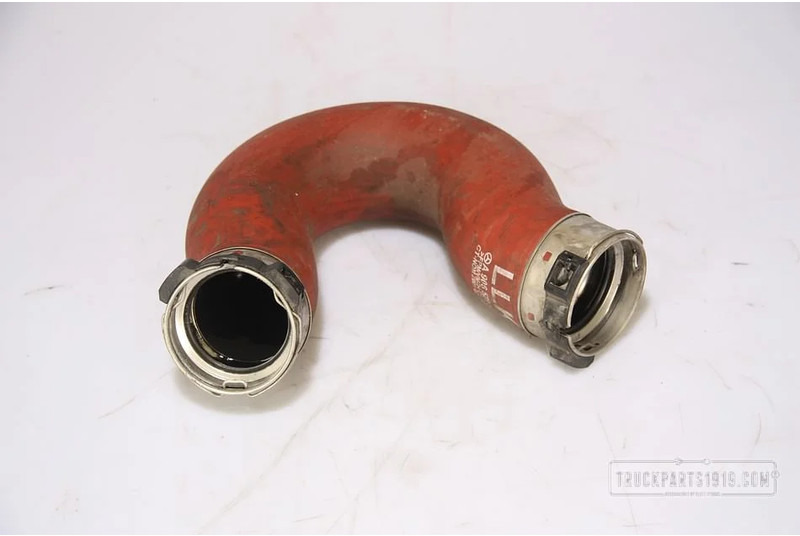 Mercedes-Benz Cooling System Intercoolerslang Rood Sprinter - Cooling system for Truck: picture 1 Mercedes-Benz Cooling System Intercoolerslang Rood Sprinter - Cooling system for Truck: picture 1