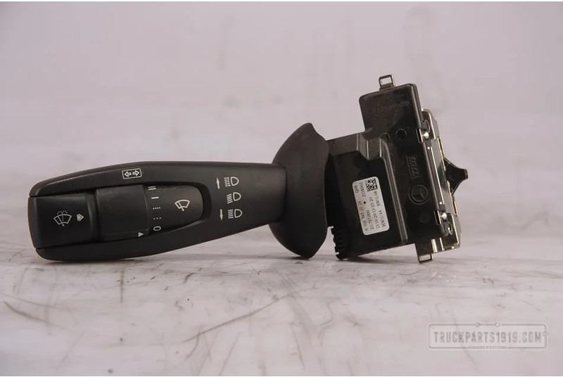 Mercedes-Benz Electrical System Stuurkolom schak. wissers MB M - Steering column switch for Truck: picture 1 Mercedes-Benz Electrical System Stuurkolom schak. wissers MB M - Steering column switch for Truck: picture 1