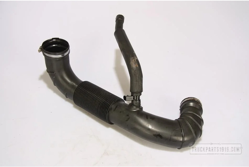 Mercedes-Benz Sprinter Cooling System luchtinlaatleiding - Cooling system for Truck: picture 2 Mercedes-Benz Sprinter Cooling System luchtinlaatleiding - Cooling system for Truck: picture 2