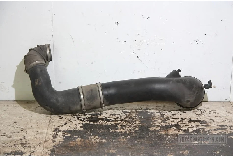 Renault Body & Chassis Parts Luchtbuis+rubberbuis - Air intake system for Truck: picture 1 Renault Body & Chassis Parts Luchtbuis+rubberbuis - Air intake system for Truck: picture 1