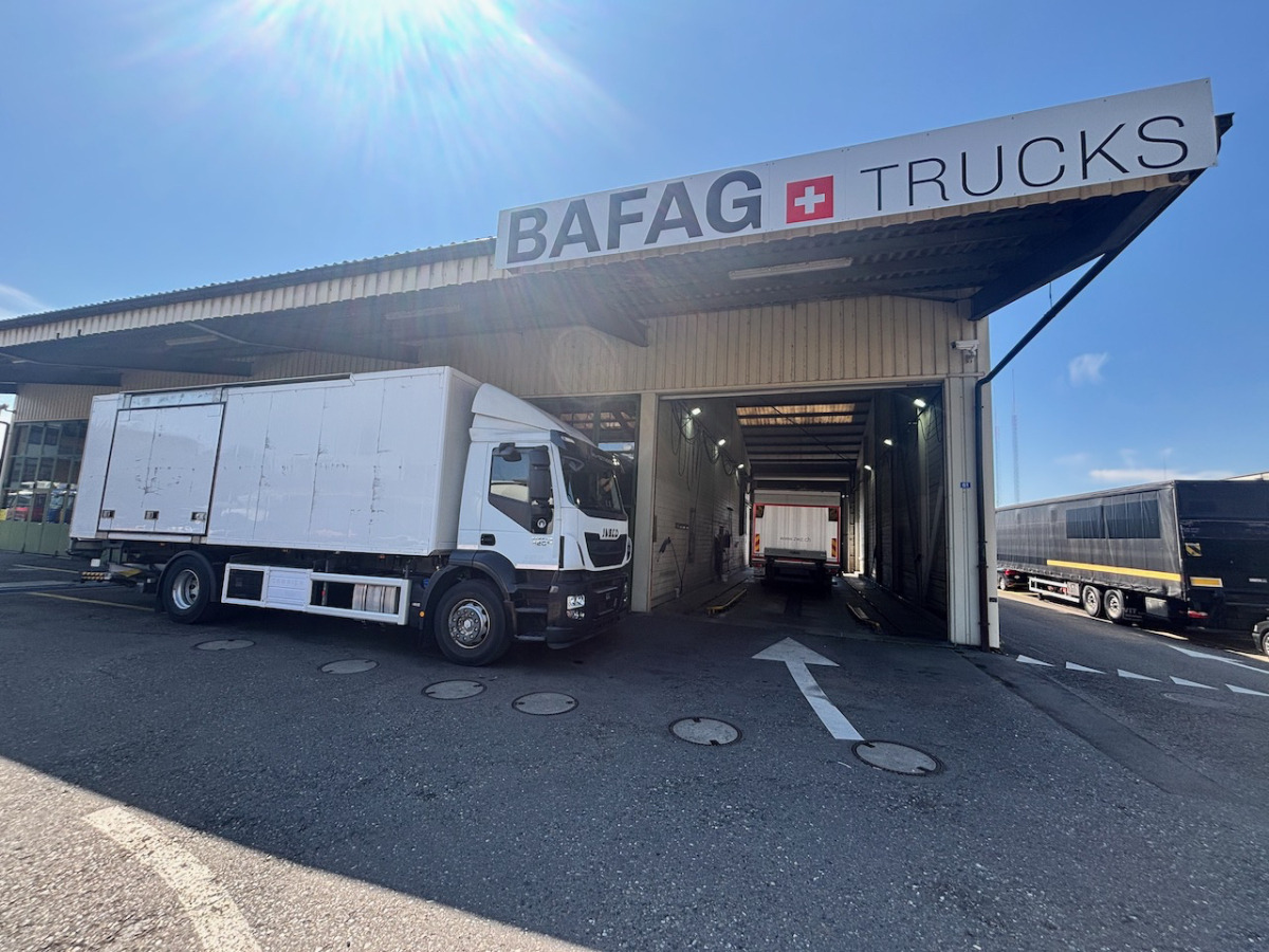 IVECO 190S42 Stralis - Refrigerator truck: picture 2 IVECO 190S42 Stralis - Refrigerator truck: picture 2