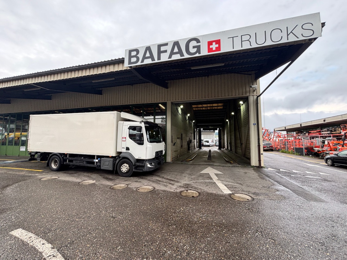 RENAULT D14.250 - Box truck: picture 2 RENAULT D14.250 - Box truck: picture 2