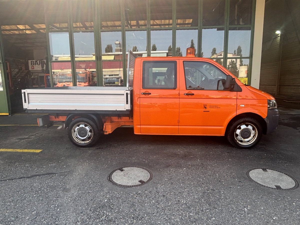 VW T5 Transporter - Open body delivery van: picture 4 VW T5 Transporter - Open body delivery van: picture 4