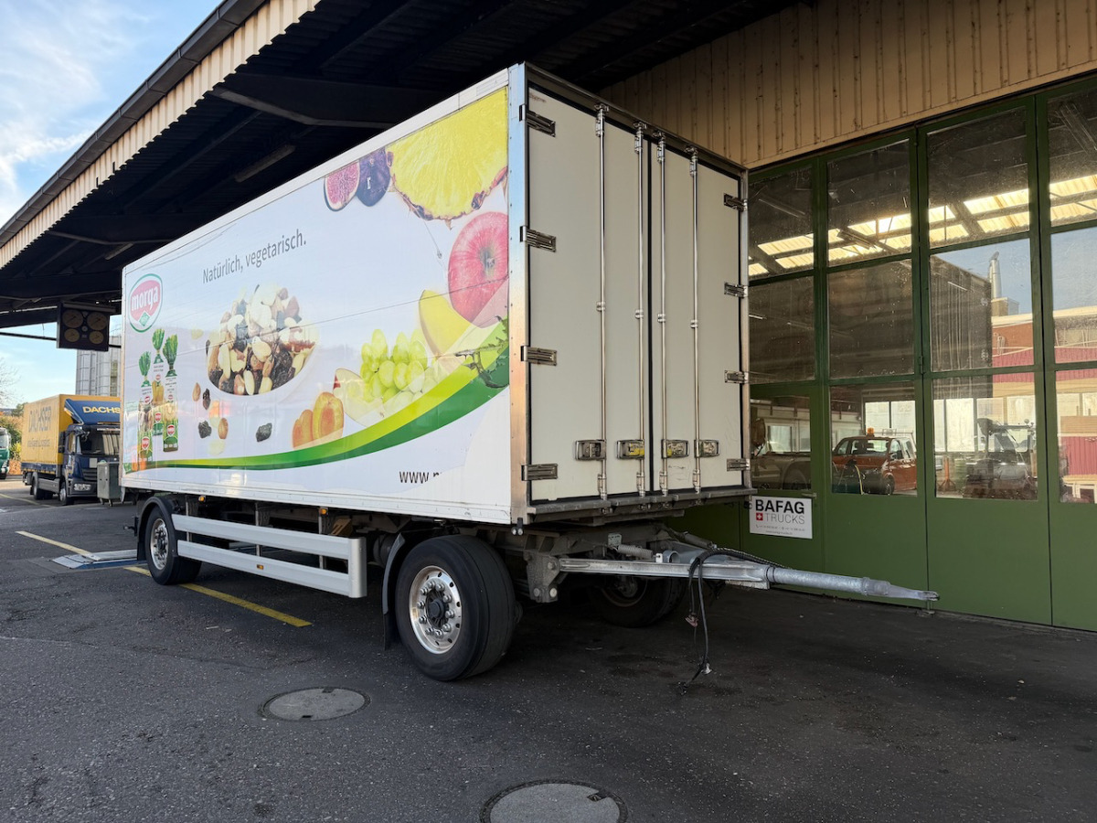 WALDE WU-15044 - Closed box trailer: picture 1 WALDE WU-15044 - Closed box trailer: picture 1