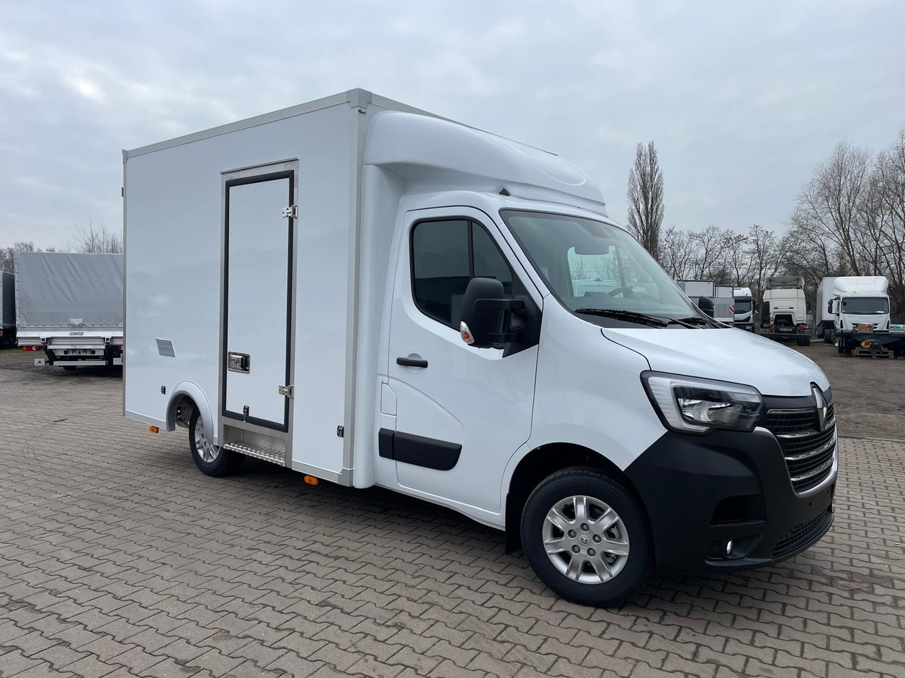 Renault Master Isolierte Koffer Platform - Box van: picture 1 Renault Master Isolierte Koffer Platform - Box van: picture 1