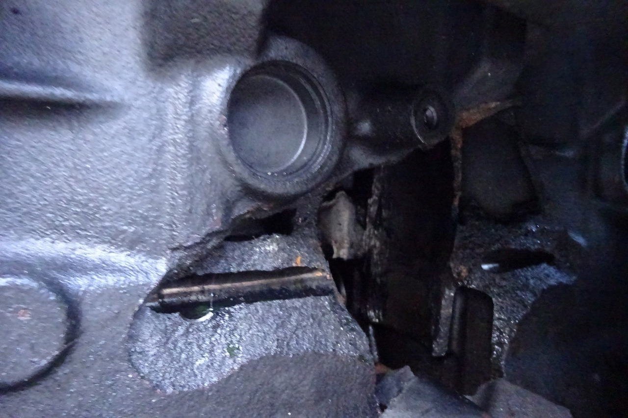 Deutz TD 2012 L04 Damaged - Engine: picture 2 Deutz TD 2012 L04 Damaged - Engine: picture 2