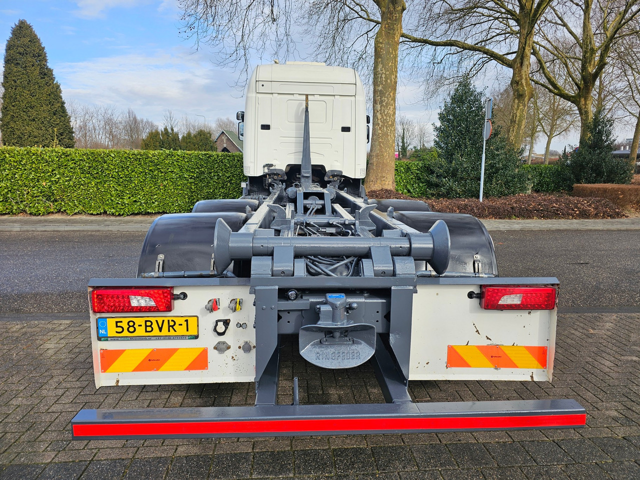 Hook lift truck Scania R490 Highline 6x2: picture 17