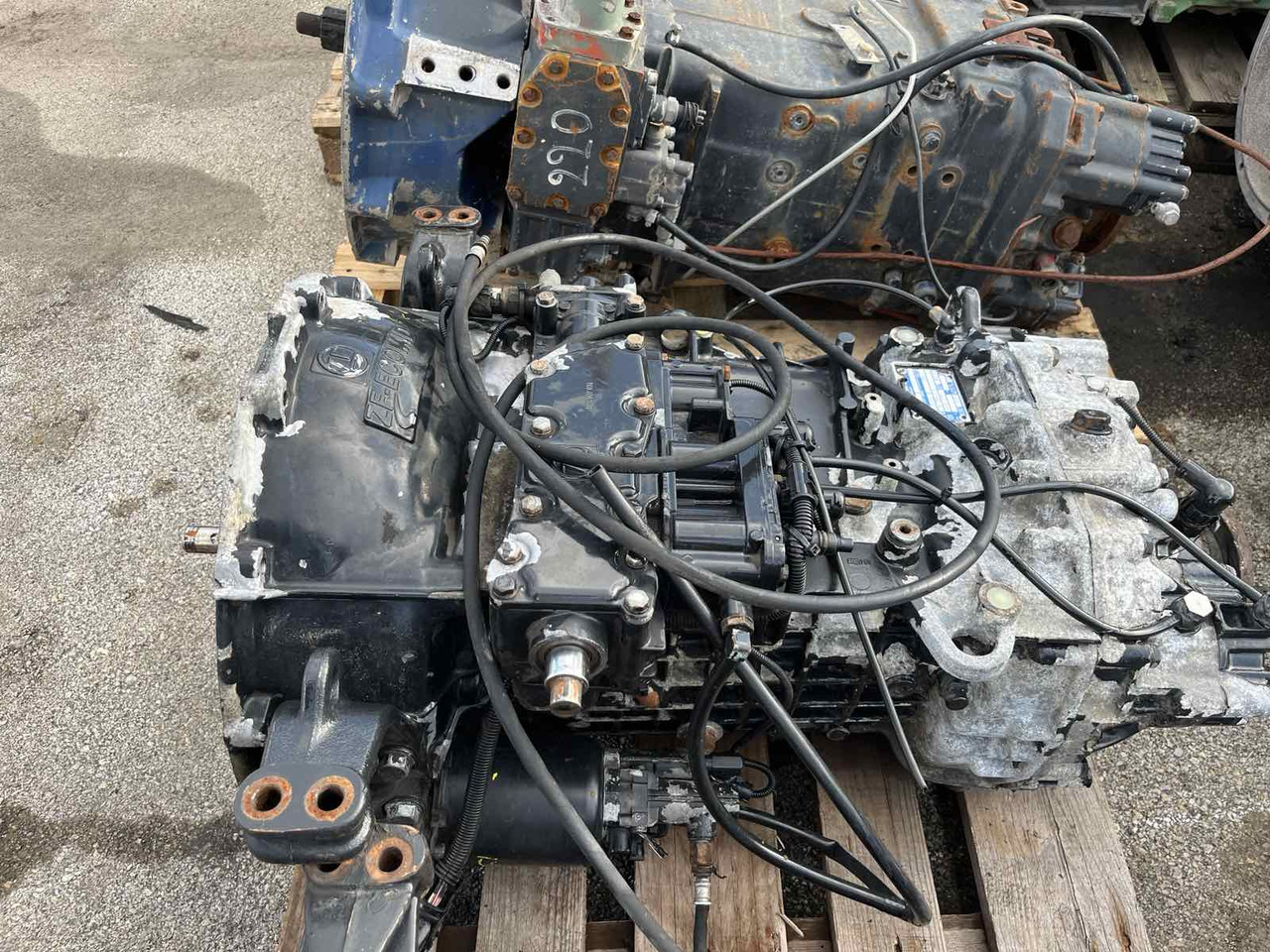 Gearbox and parts for Truck S5-42,9S1310,FSO-8309A MAN: picture 8