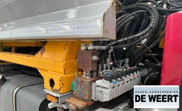 Iveco hovertrack , iveco , maai-zuigcombinatie - Mower: picture 4 Iveco hovertrack , iveco , maai-zuigcombinatie - Mower: picture 4