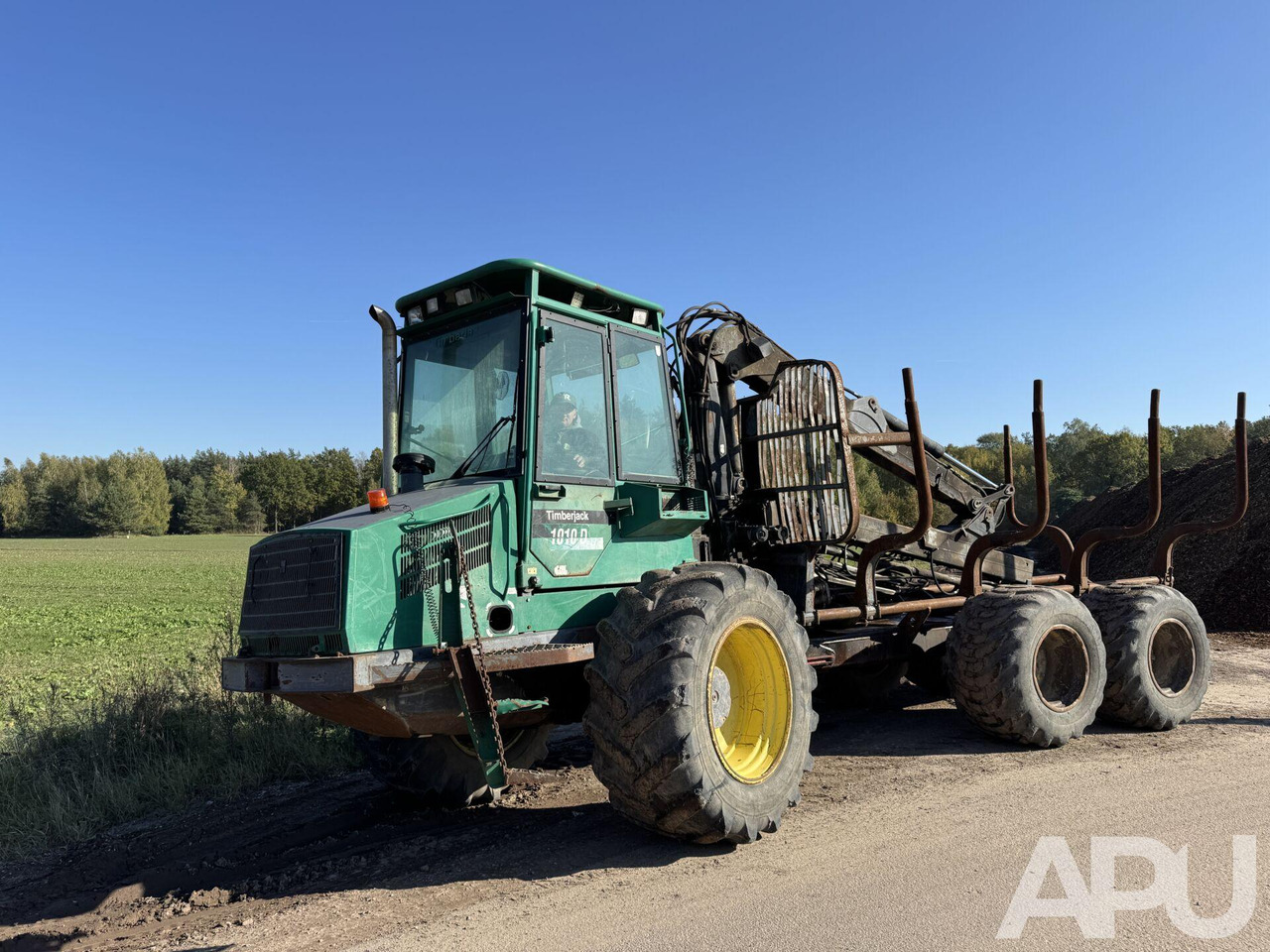 Timberjack do przewozu drewna - Forwarder: picture 1 Timberjack do przewozu drewna - Forwarder: picture 1