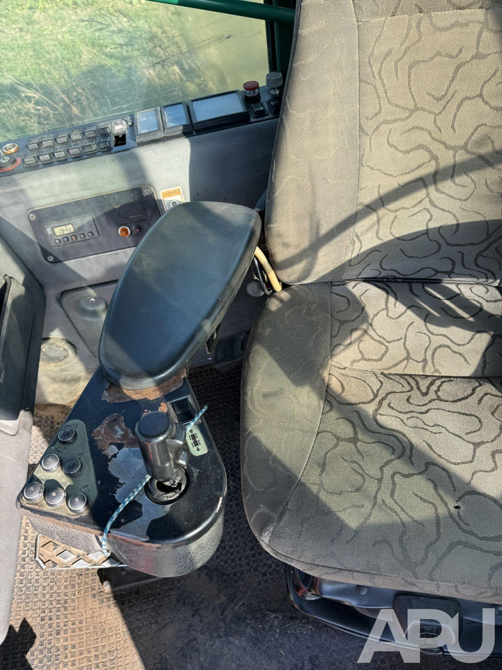 Timberjack do przewozu drewna - Forwarder: picture 5 Timberjack do przewozu drewna - Forwarder: picture 5