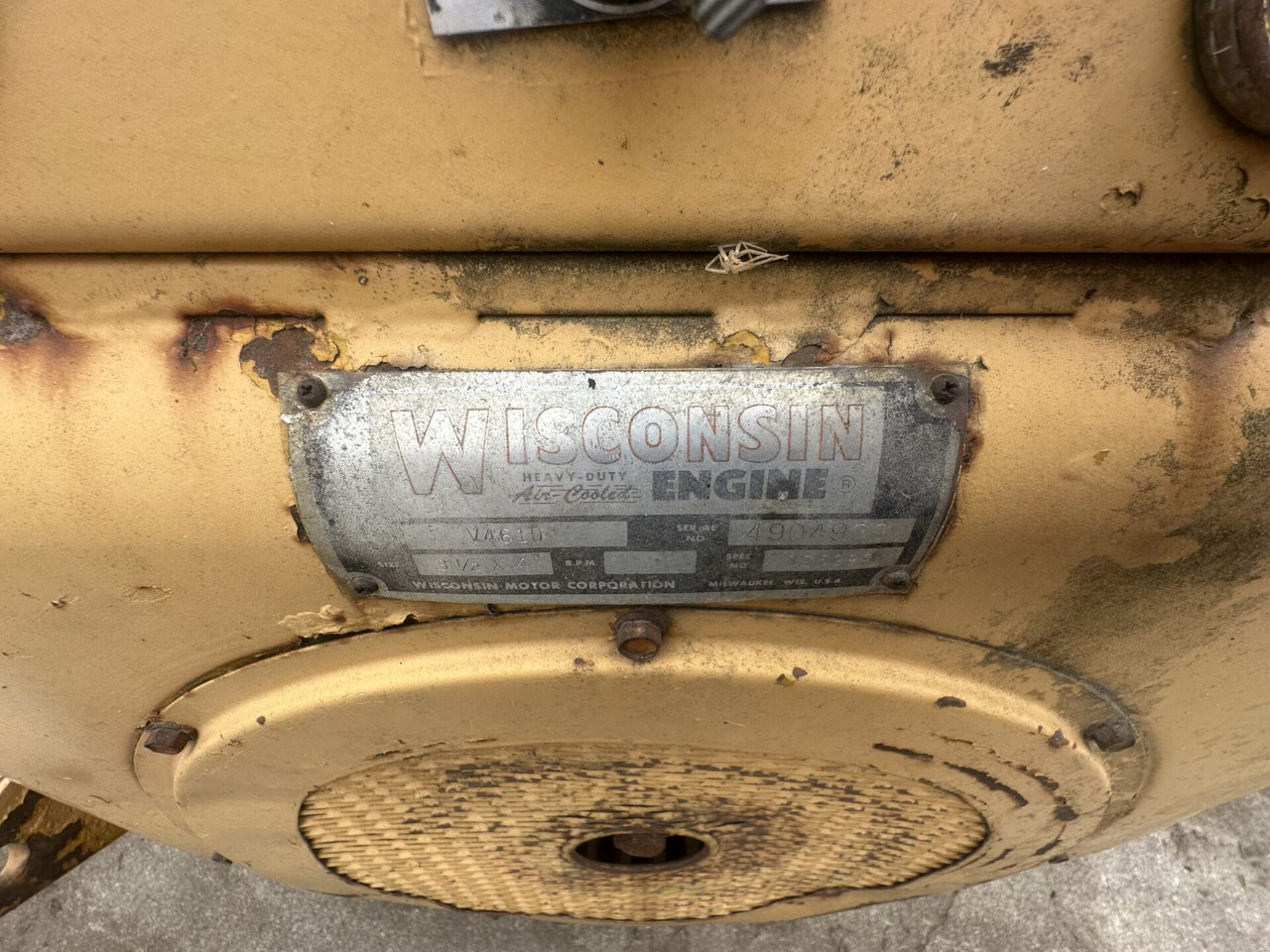 WISCONSIN ENGINE V461D poboczarka - Scraper: picture 4 WISCONSIN ENGINE V461D poboczarka - Scraper: picture 4