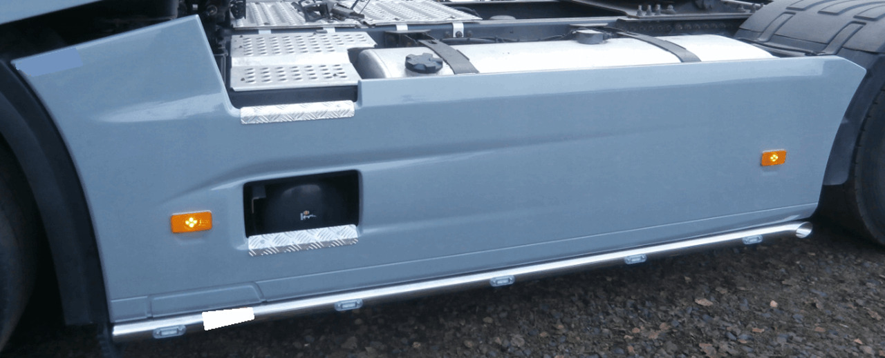 RENAULT T-RANGE SIDE SCIRT SET WB 3800 NOT PAINTED 000091 - Frame/ Chassis for Truck: picture 3 RENAULT T-RANGE SIDE SCIRT SET WB 3800 NOT PAINTED 000091 - Frame/ Chassis for Truck: picture 3
