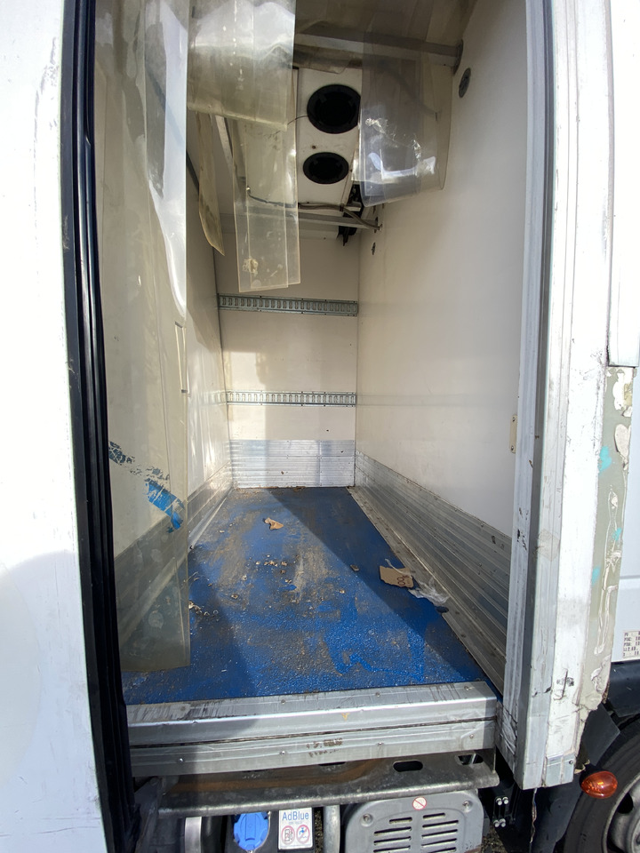 Refrigerator truck for transportation of food IVECO EUROCARGO: picture 9