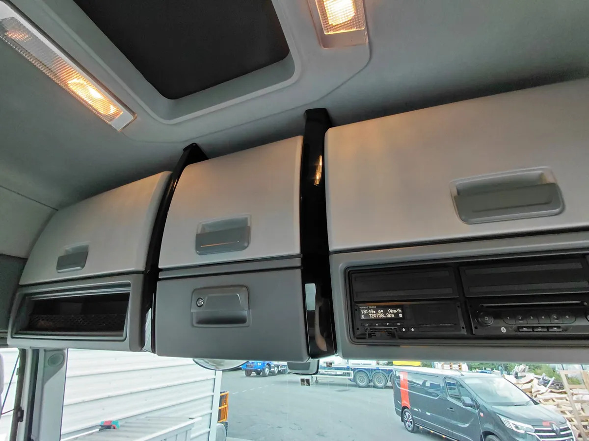 Leasing of  2019 Renault T460 6X2 Tractor Unit Mid Lift 2019 Renault T460 6X2 Tractor Unit Mid Lift: picture 13