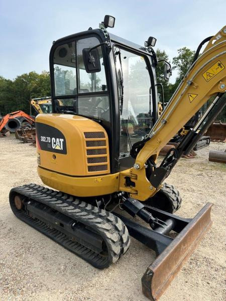 Mini excavator Caterpillar 302.7 DCR: picture 10