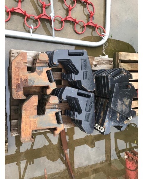 Onbekend Gewichten - Counterweight for Agricultural machinery: picture 2 Onbekend Gewichten - Counterweight for Agricultural machinery: picture 2