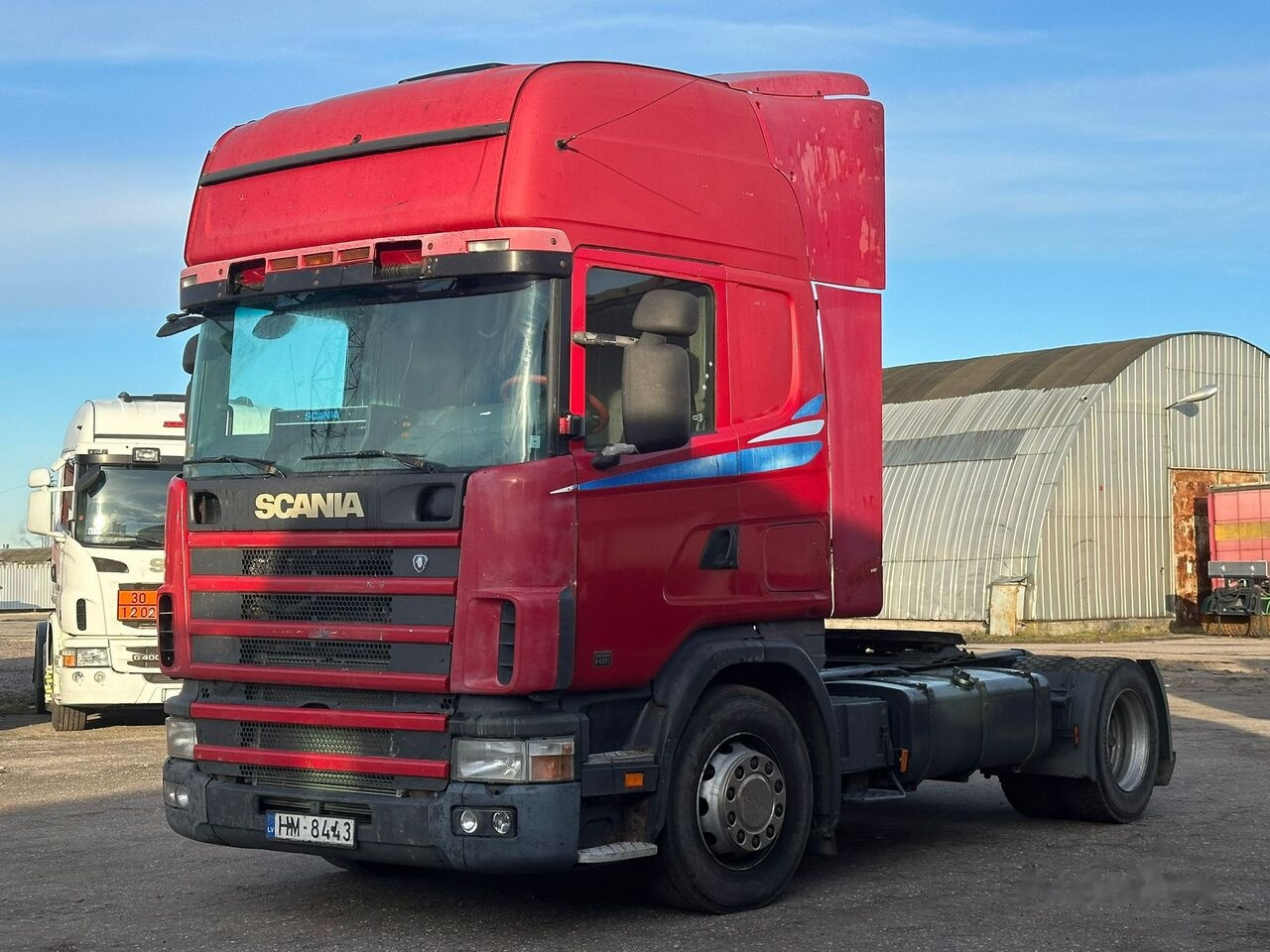 Scania R124 - Tractor unit: picture 1 Scania R124 - Tractor unit: picture 1