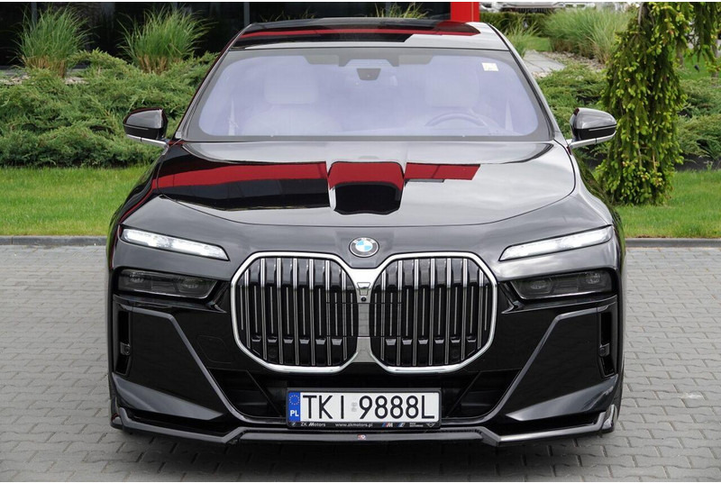 Sedan BMW 7 xDrive M Sport: picture 8 Sedan BMW 7 xDrive M Sport: picture 8