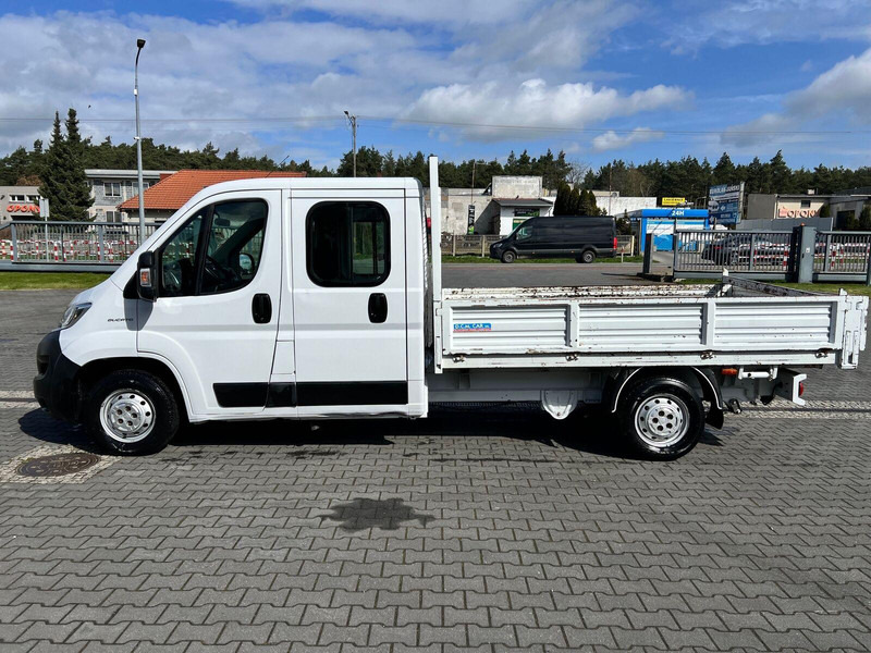 Fiat Ducato Brygadówka Doka 7-miejsc + Skrzynia - Open body delivery van, Combi van: picture 2 Fiat Ducato Brygadówka Doka 7-miejsc + Skrzynia - Open body delivery van, Combi van: picture 2