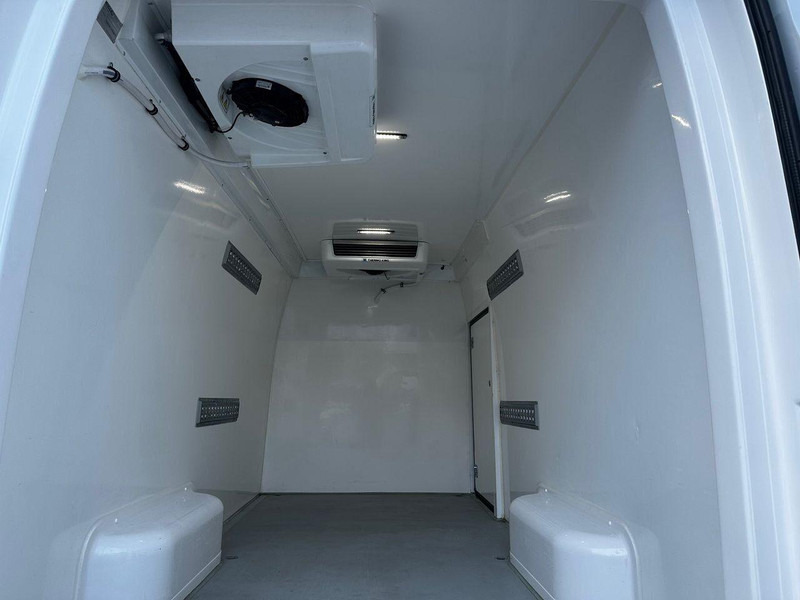 Refrigerated van Iveco DAILY 35S14: picture 13