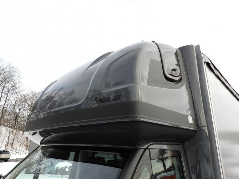 Curtain side van Iveco DAILY 35S18: picture 16