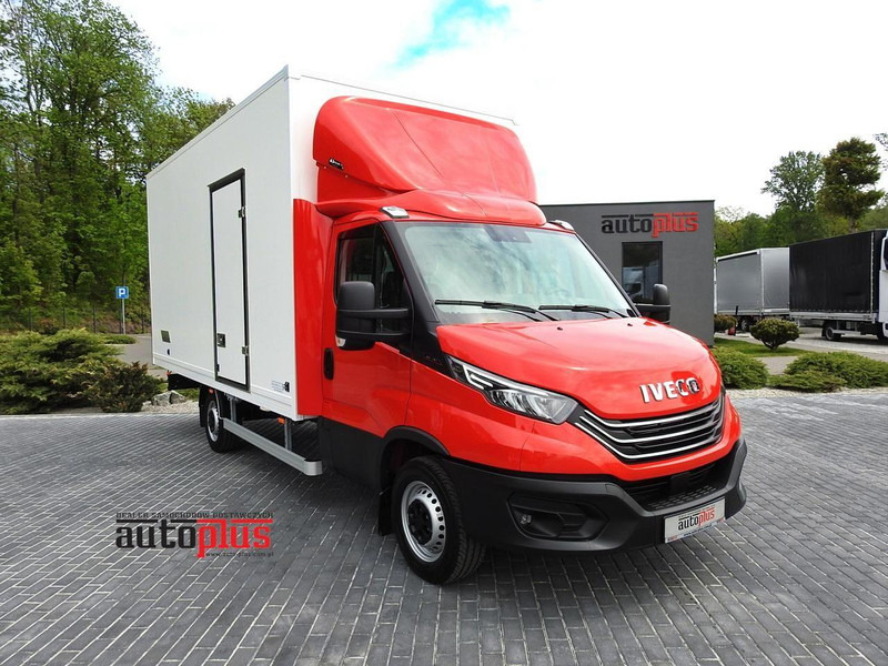 Iveco DAILY 35S18 NOWY KONTENER 10 PALET TEMPOMAT NAWIGACJA KLIMATYZAC - Box van: picture 1 Iveco DAILY 35S18 NOWY KONTENER 10 PALET TEMPOMAT NAWIGACJA KLIMATYZAC - Box van: picture 1