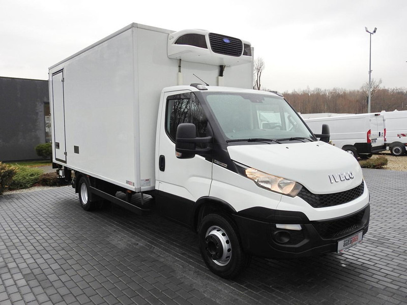 Iveco DAILY 70C17 CHŁODNIA 0*C WINDA 9 PALET ZASILANIE 230V TEMPOMAT K - Refrigerated van: picture 4 Iveco DAILY 70C17 CHŁODNIA 0*C WINDA 9 PALET ZASILANIE 230V TEMPOMAT K - Refrigerated van: picture 4