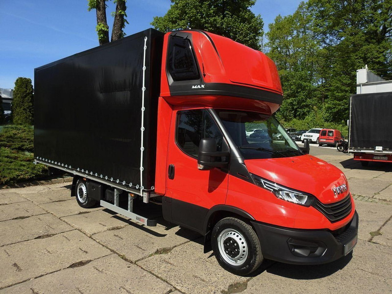 Iveco DAILY NOWY 35S18 CONNECT PLANDEKA 10 PALET WEBASTO KLIMATYZACJA - Box truck: picture 4 Iveco DAILY NOWY 35S18 CONNECT PLANDEKA 10 PALET WEBASTO KLIMATYZACJA - Box truck: picture 4