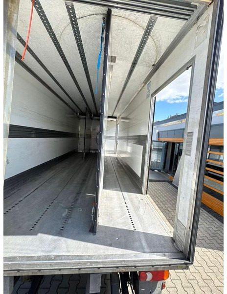 Refrigerator truck Iveco Eurocargo 160E28 - Fridge truck: picture 10 Refrigerator truck Iveco Eurocargo 160E28 - Fridge truck: picture 10