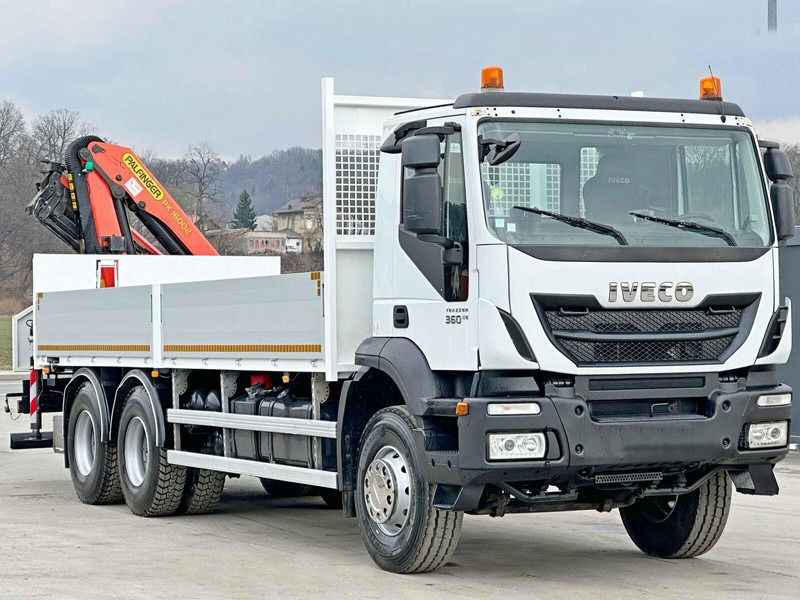 Iveco TRAKKER 360 * PRITSCHE 6,80* PK 16002 B+FUNK*6x4 - Dropside/ Flatbed truck, Crane truck: picture 3 Iveco TRAKKER 360 * PRITSCHE 6,80* PK 16002 B+FUNK*6x4 - Dropside/ Flatbed truck, Crane truck: picture 3