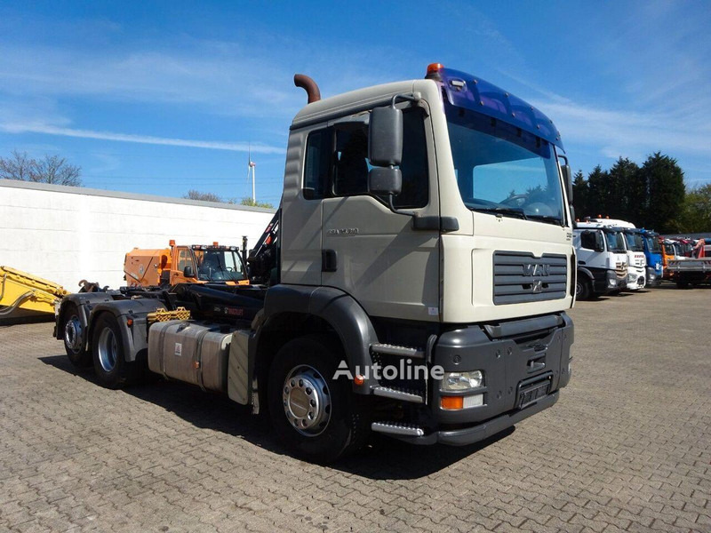 MAN TGA 26.310 6x4 Hook lift - Hook lift truck: picture 1 MAN TGA 26.310 6x4 Hook lift - Hook lift truck: picture 1