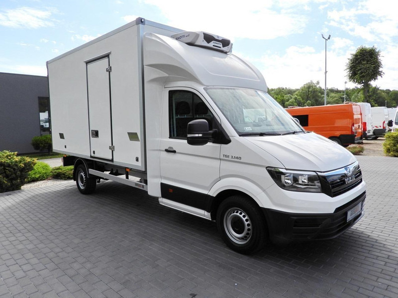 MAN TGE 3.140 CHŁODNIA KONTENER -1*C 8 PALET FUNKCJA GRZANIA TEMPOMA - Refrigerated van: picture 4 MAN TGE 3.140 CHŁODNIA KONTENER -1*C 8 PALET FUNKCJA GRZANIA TEMPOMA - Refrigerated van: picture 4