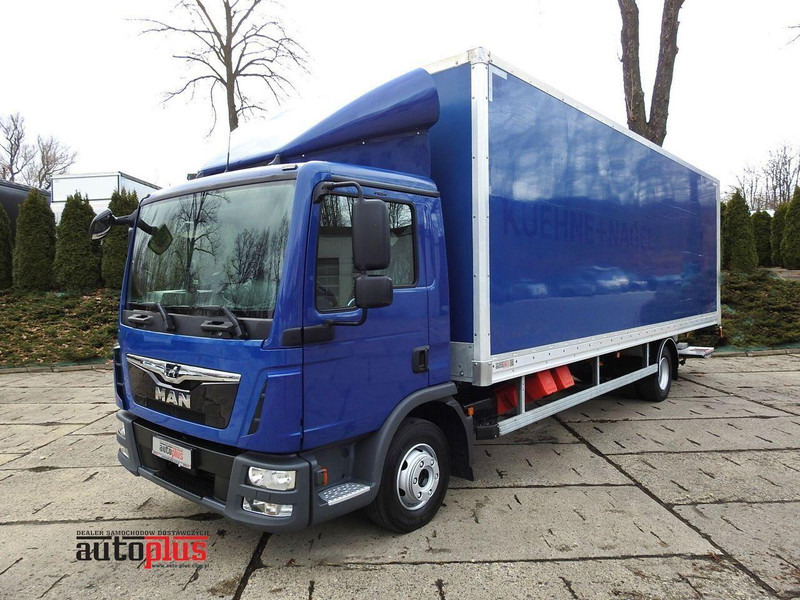 MAN TGL 12.220 KONTENER WINDA 18 PALET TEMPOMAT KLIMATYZACJA PNEUMAT - Box truck: picture 1 MAN TGL 12.220 KONTENER WINDA 18 PALET TEMPOMAT KLIMATYZACJA PNEUMAT - Box truck: picture 1