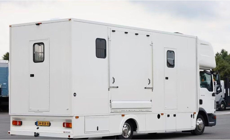 MAN TGL 8.190 - Horse truck: picture 3 MAN TGL 8.190 - Horse truck: picture 3